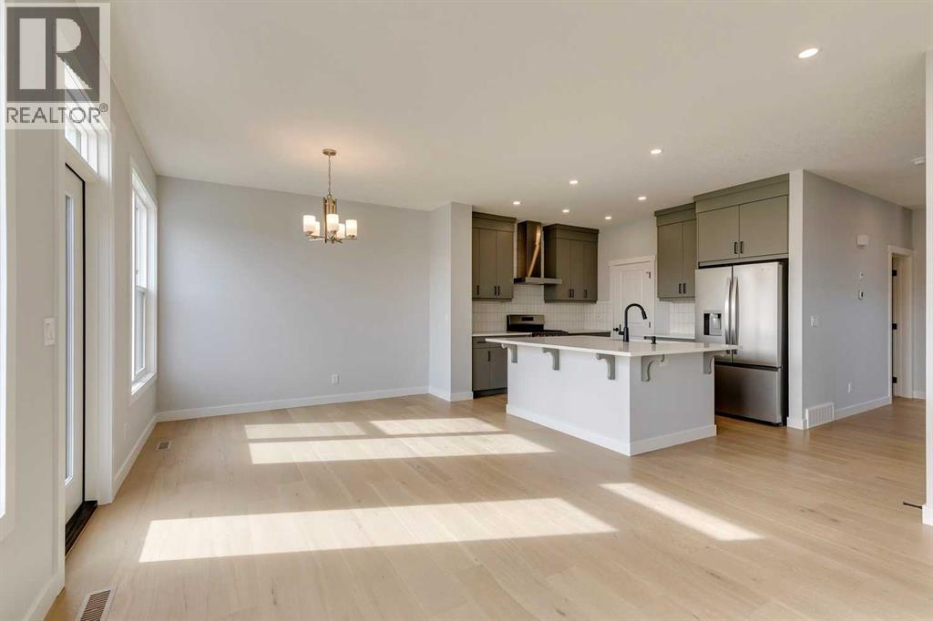 31 Creekstone Green SW - Photo 5 of 46, Calgary, Alberta