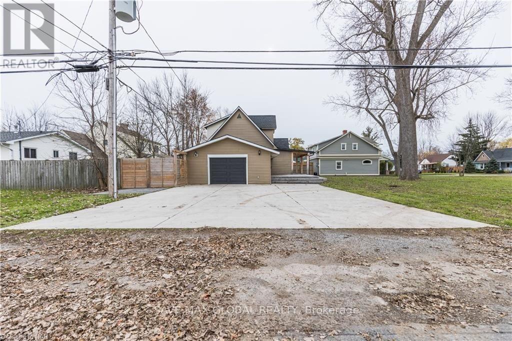 464 Ferndale photo 3