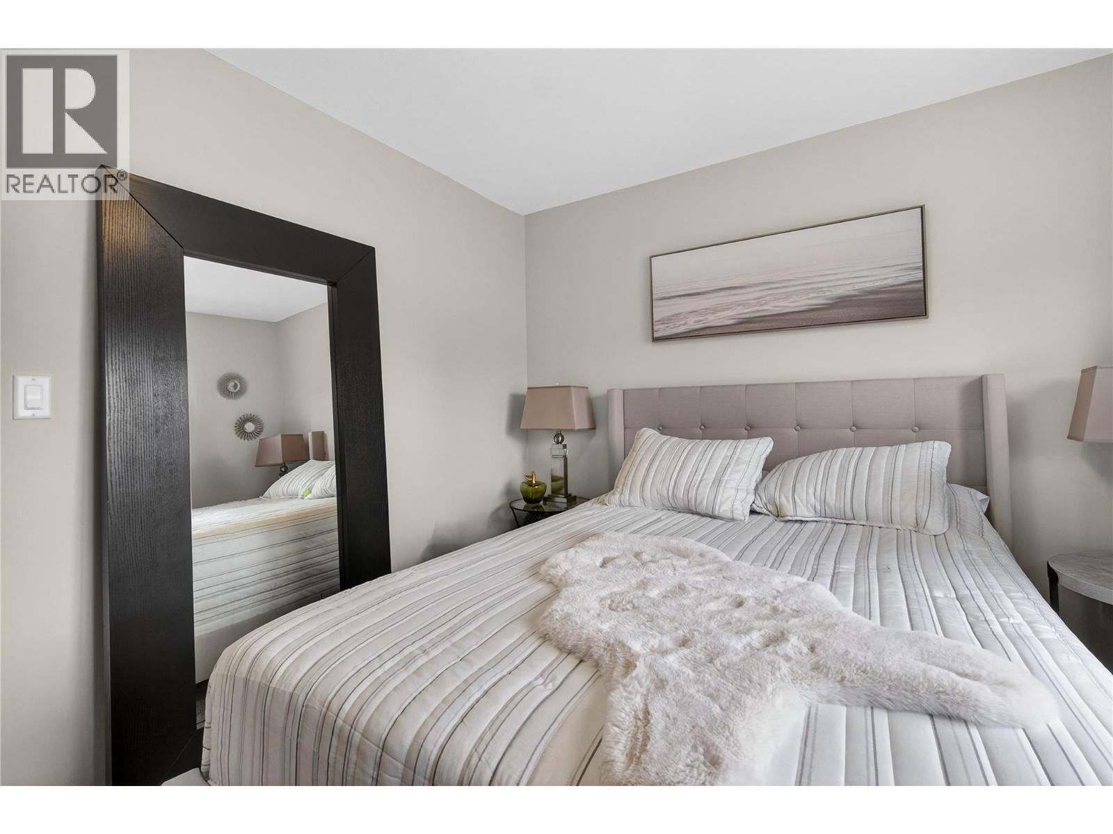 9 2081 11 Avenue Northeast, Salmon Arm