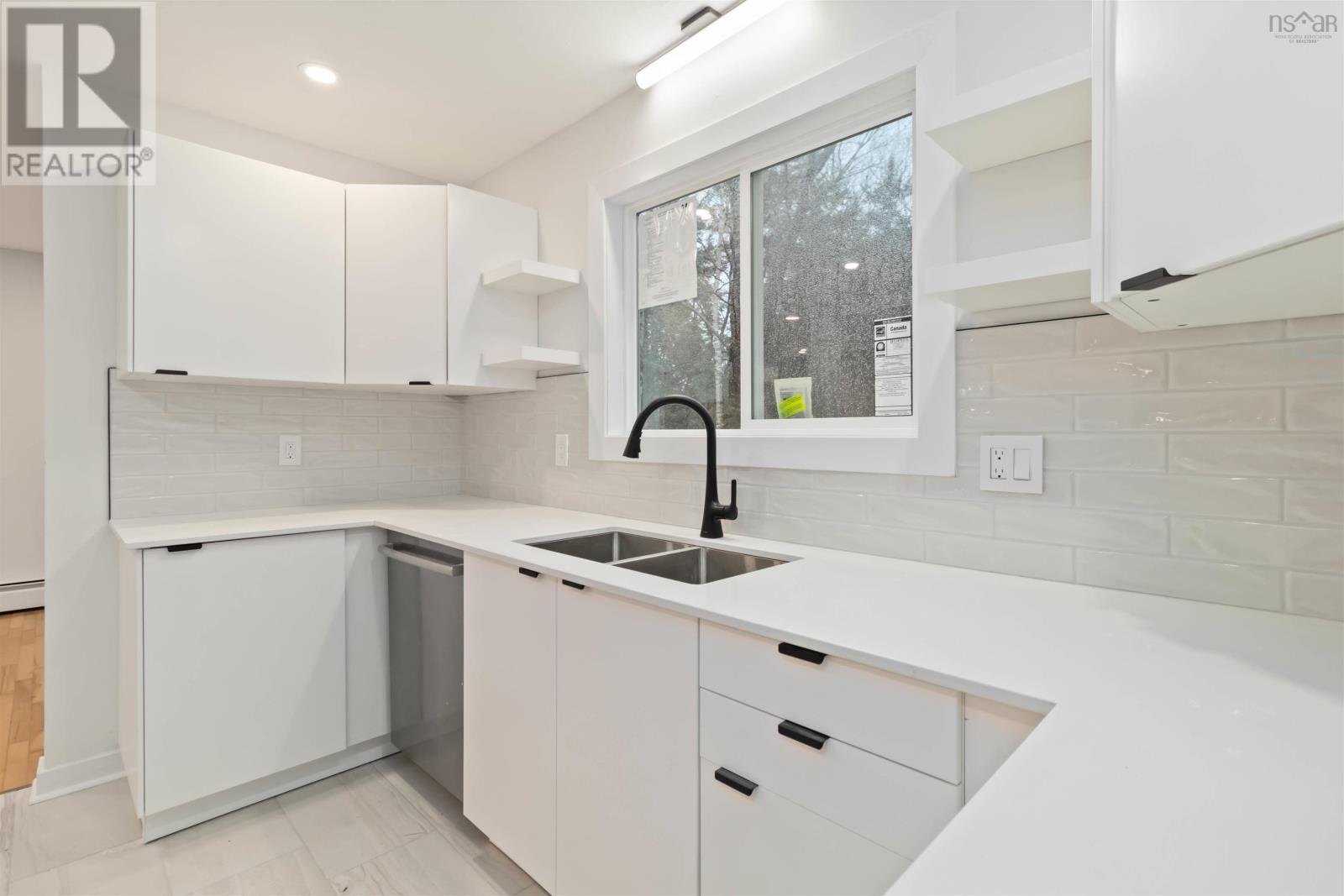 Property 22 of 41 of 26 Village Crescent