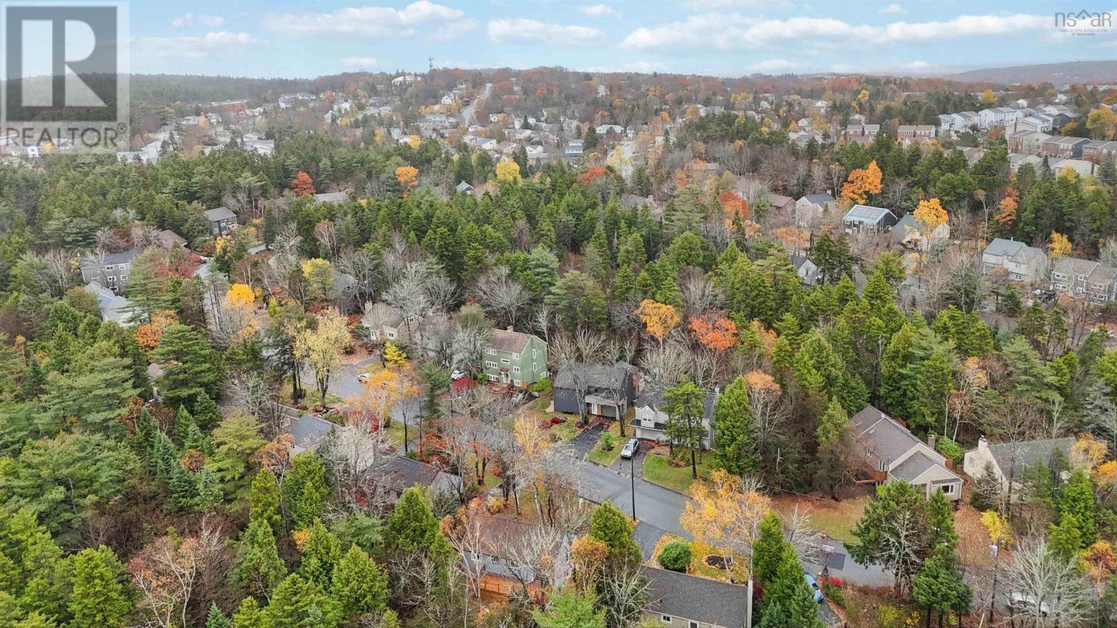 Property 40 of 41 of 26 Village Crescent