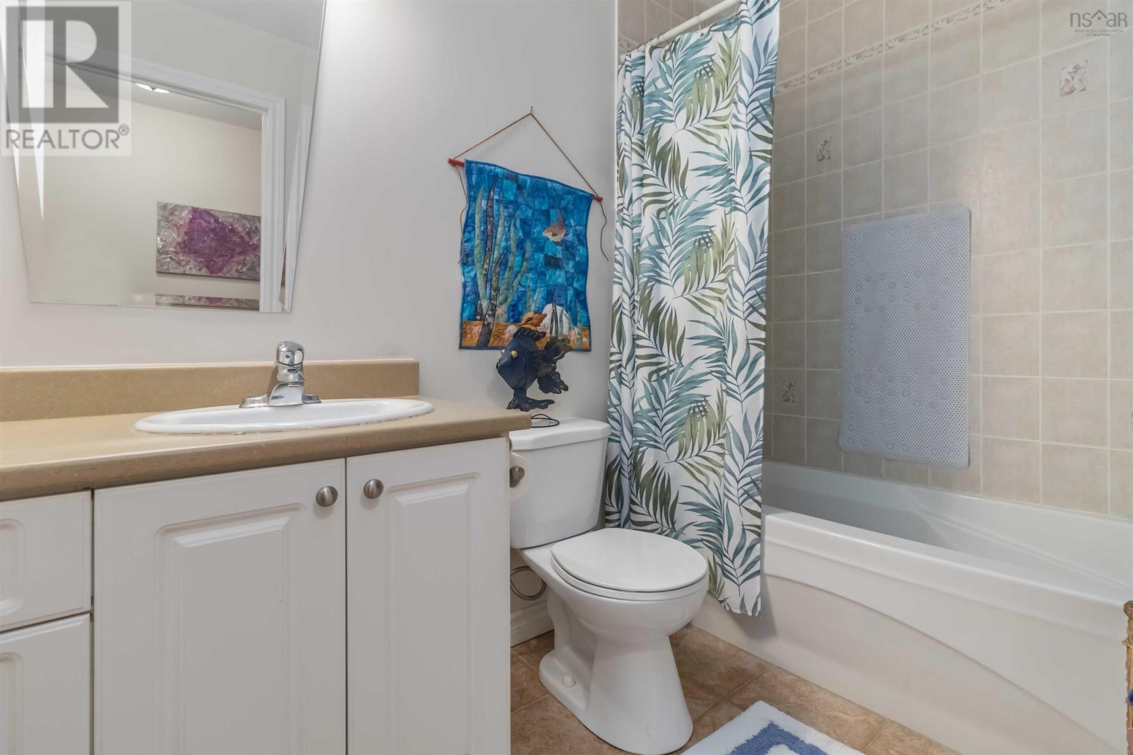 Property 28 of 38 of 206 78 Regency Park Drive