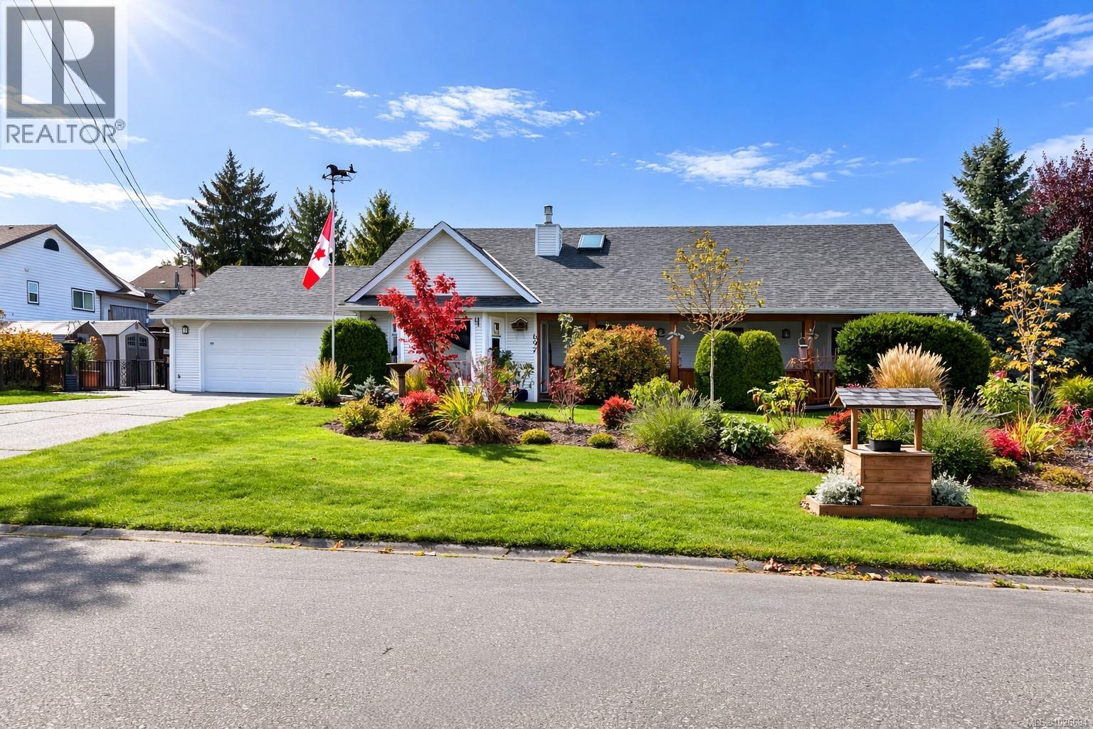 697 Woodburn St, Parksville