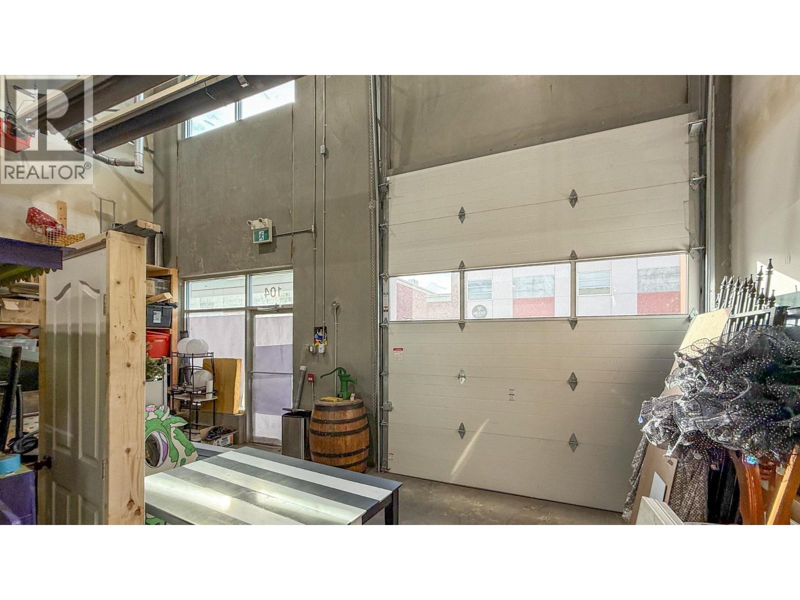 104 889 Vaughan Avenue, Kelowna