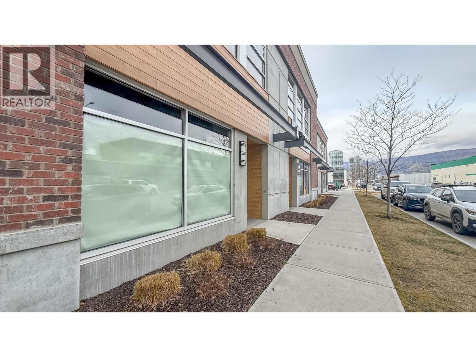 104 889 Vaughan Avenue, Kelowna