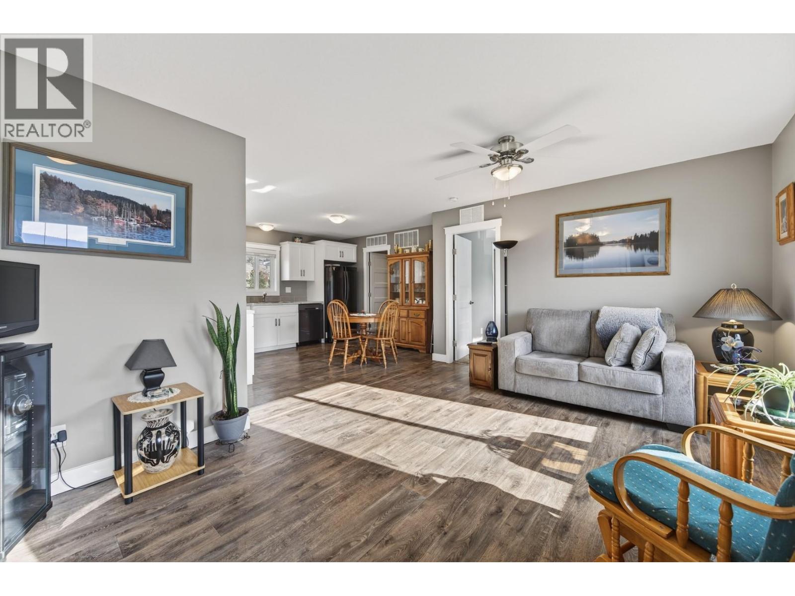 2573 SPRING BANK AVENUE - 11