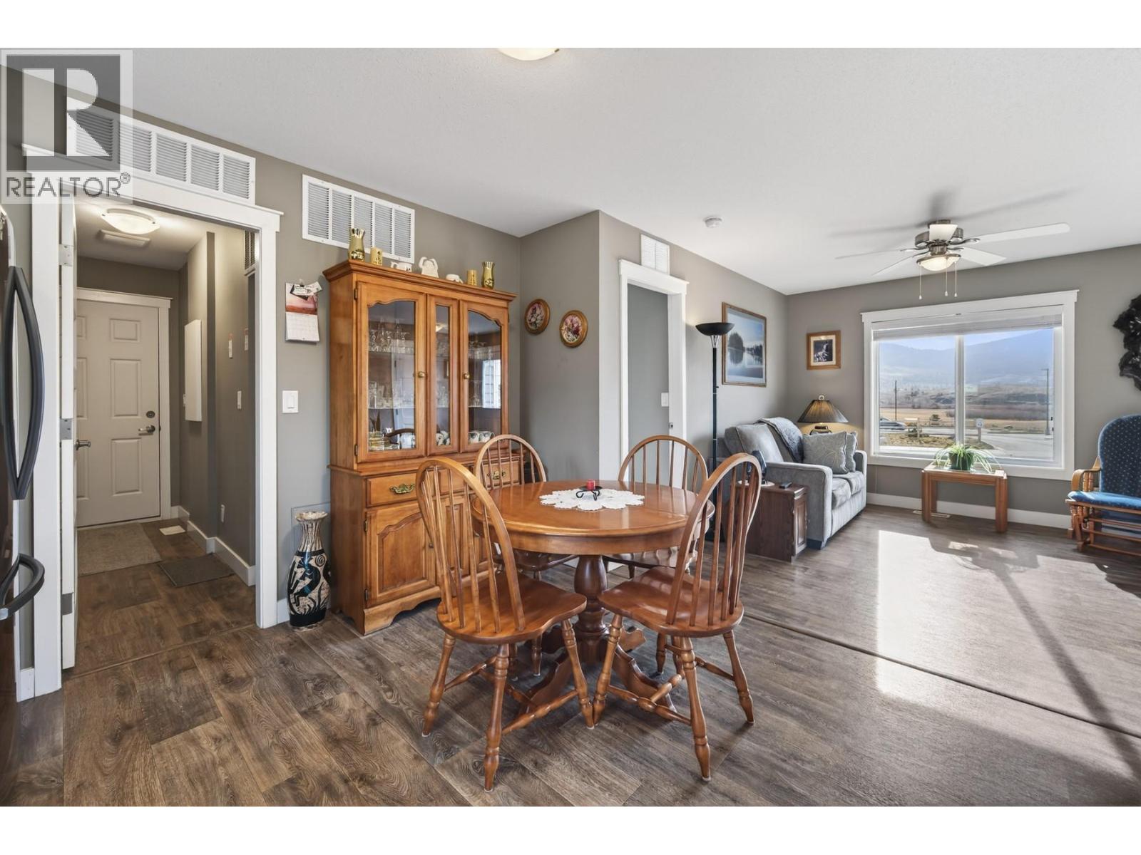 2573 SPRING BANK AVENUE - 13