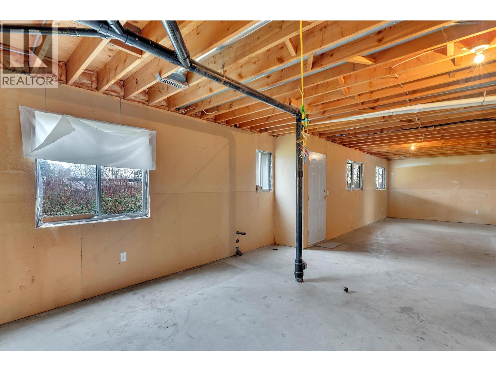 1215 BRAND STREET, Port Coquitlam