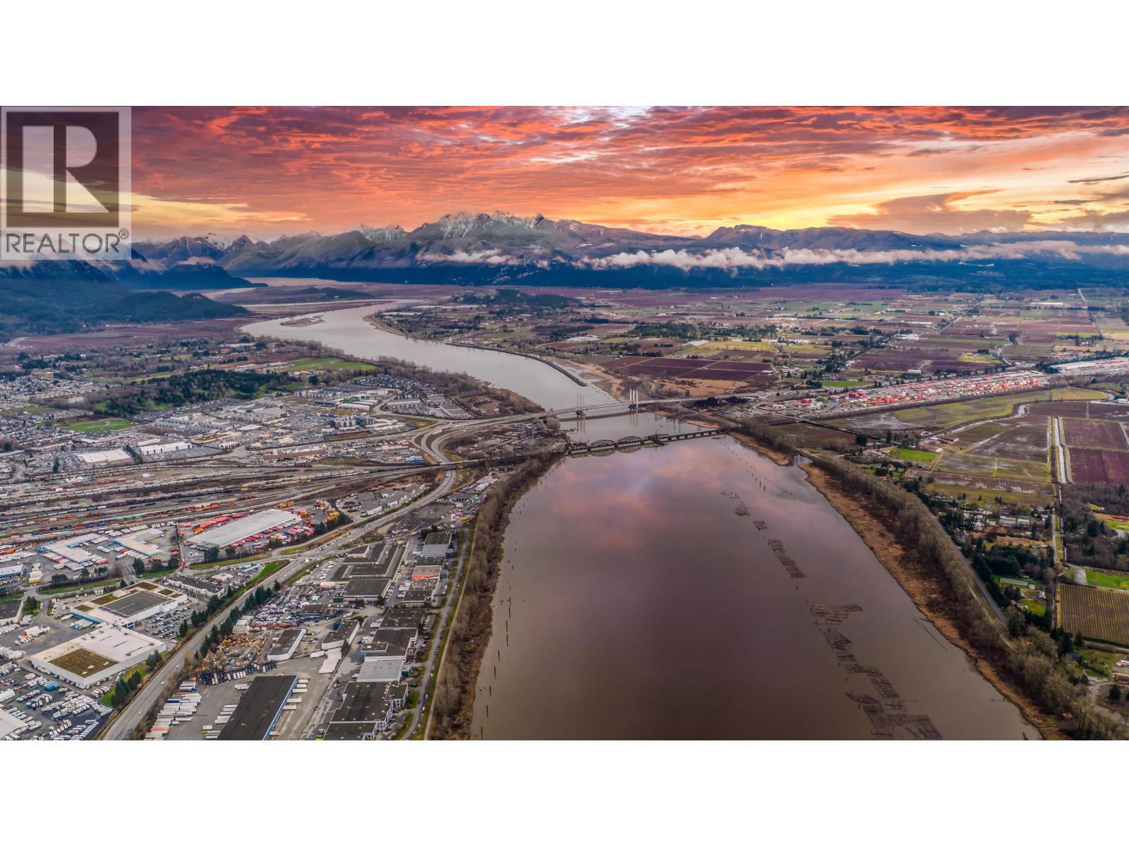 1215 BRAND STREET, Port Coquitlam