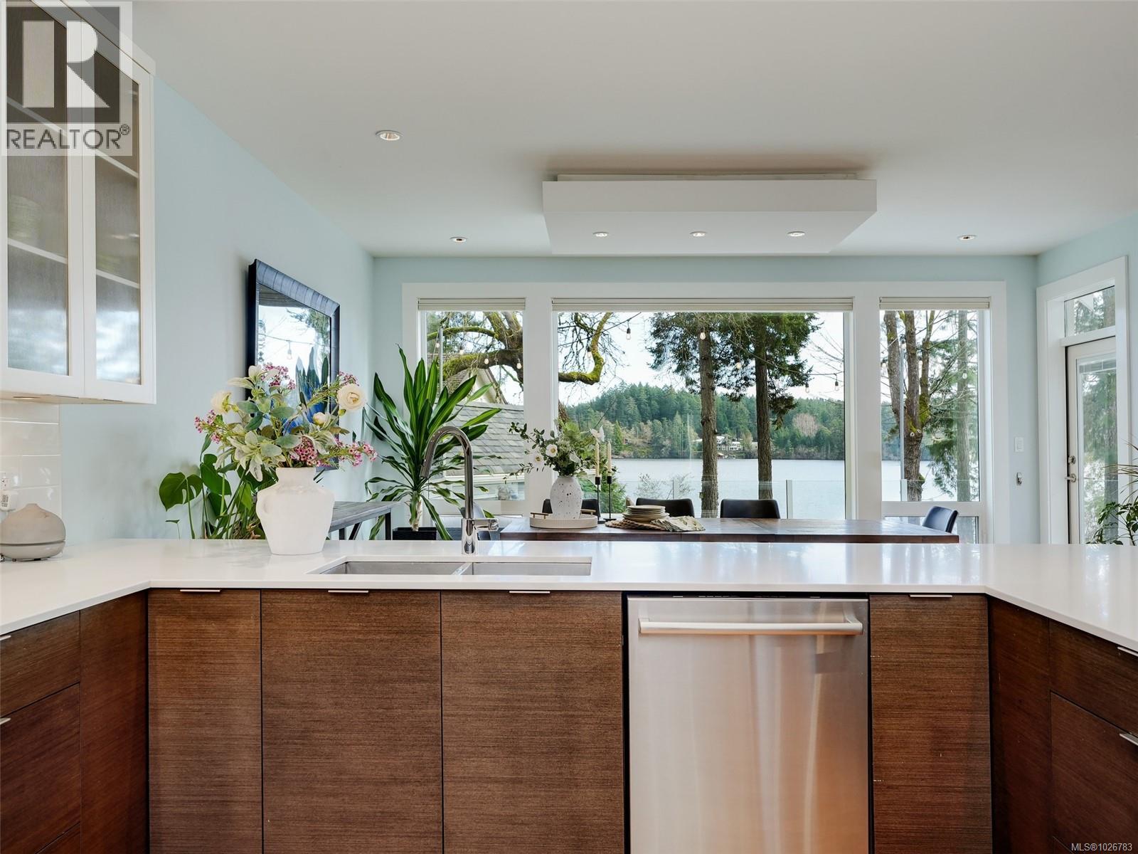  4885 Prospect Lake Road, Saanich