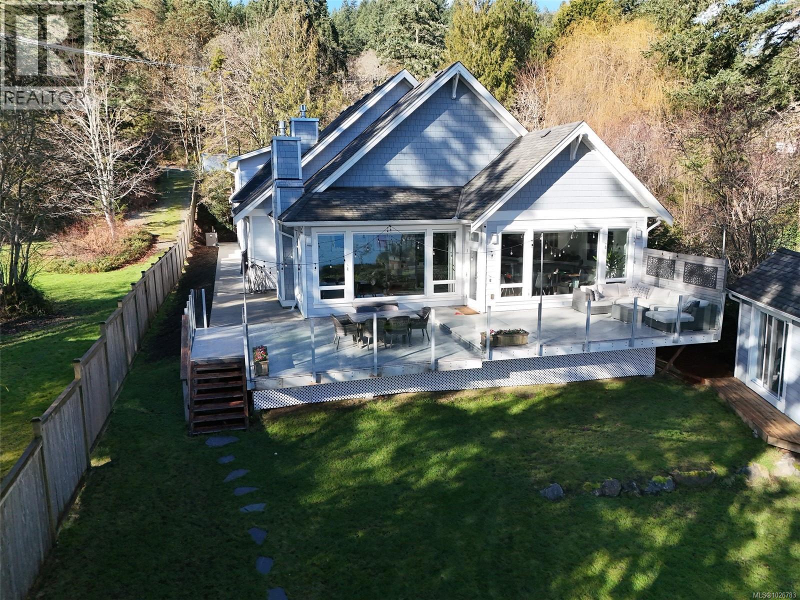  4885 Prospect Lake Road, Saanich