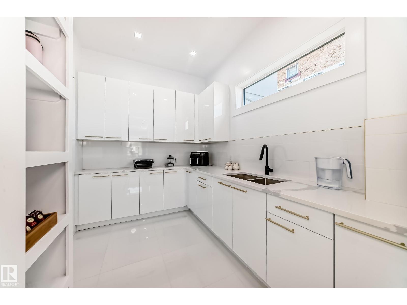 2747 WHEATON DR NW, Edmonton