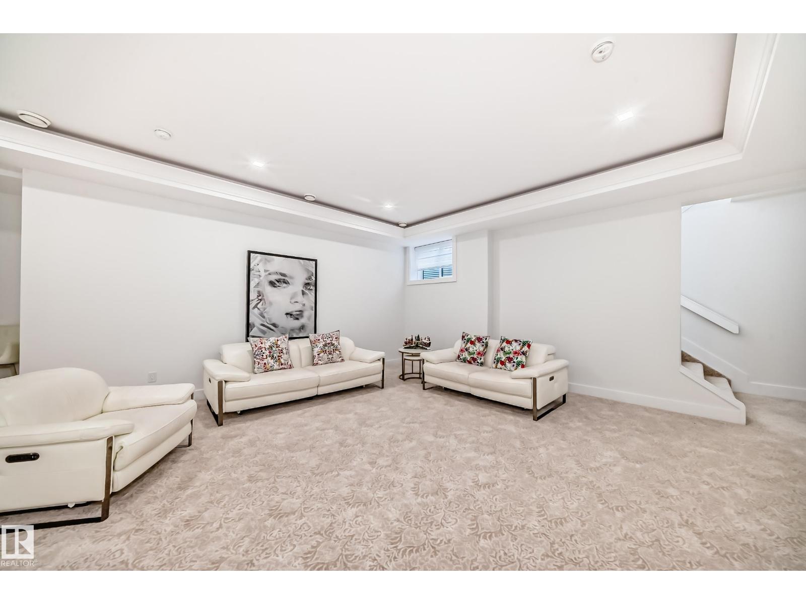 2747 WHEATON DR NW, Edmonton