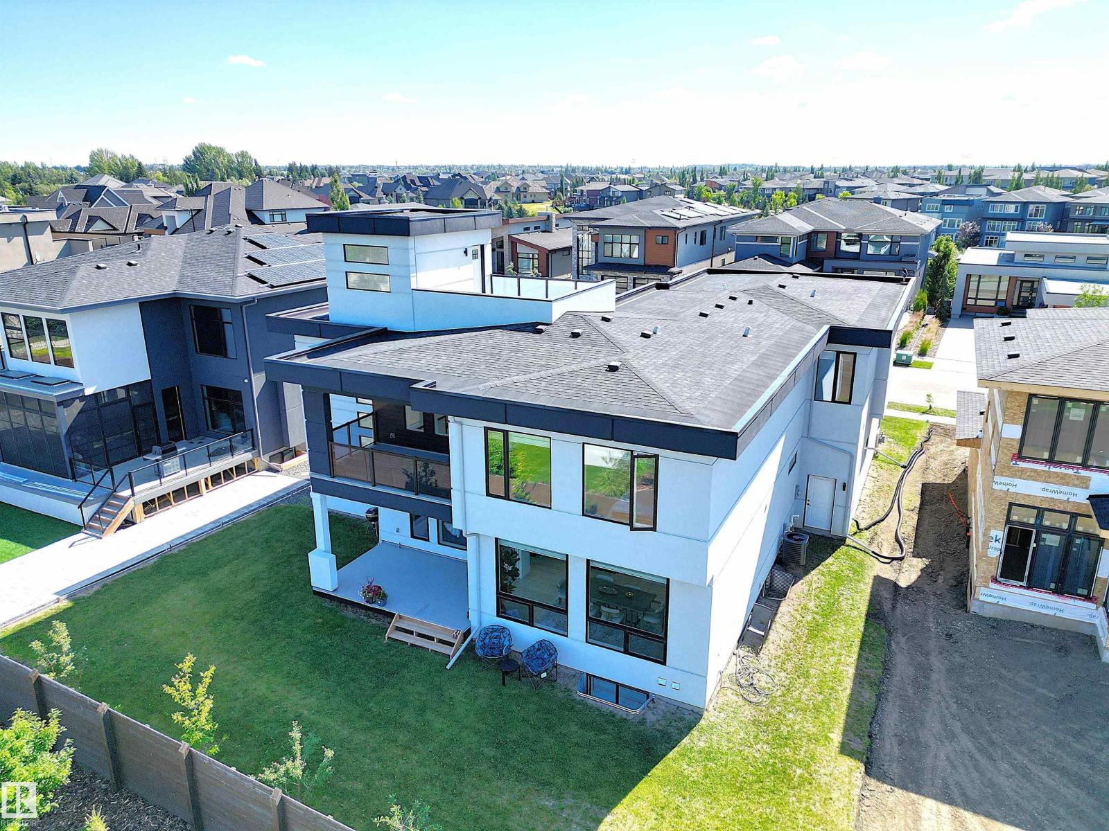 2747 WHEATON DR NW, Edmonton