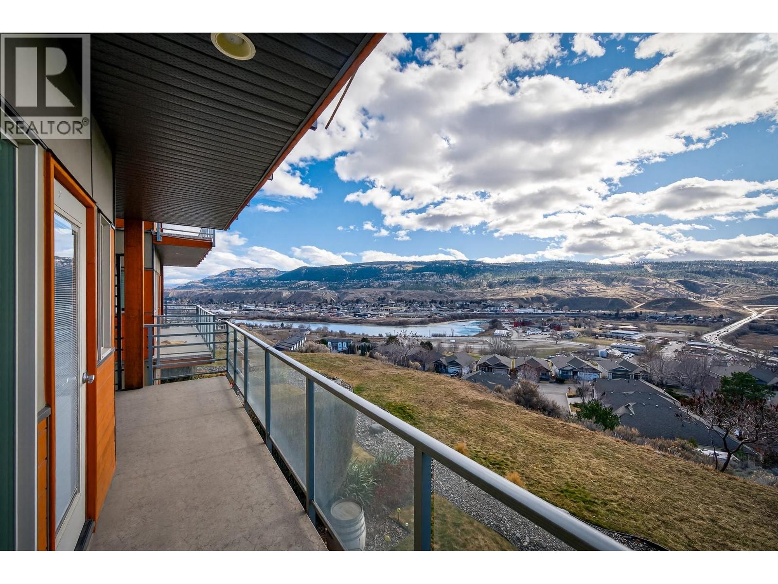 3212 1040 TALASA Court, Kamloops