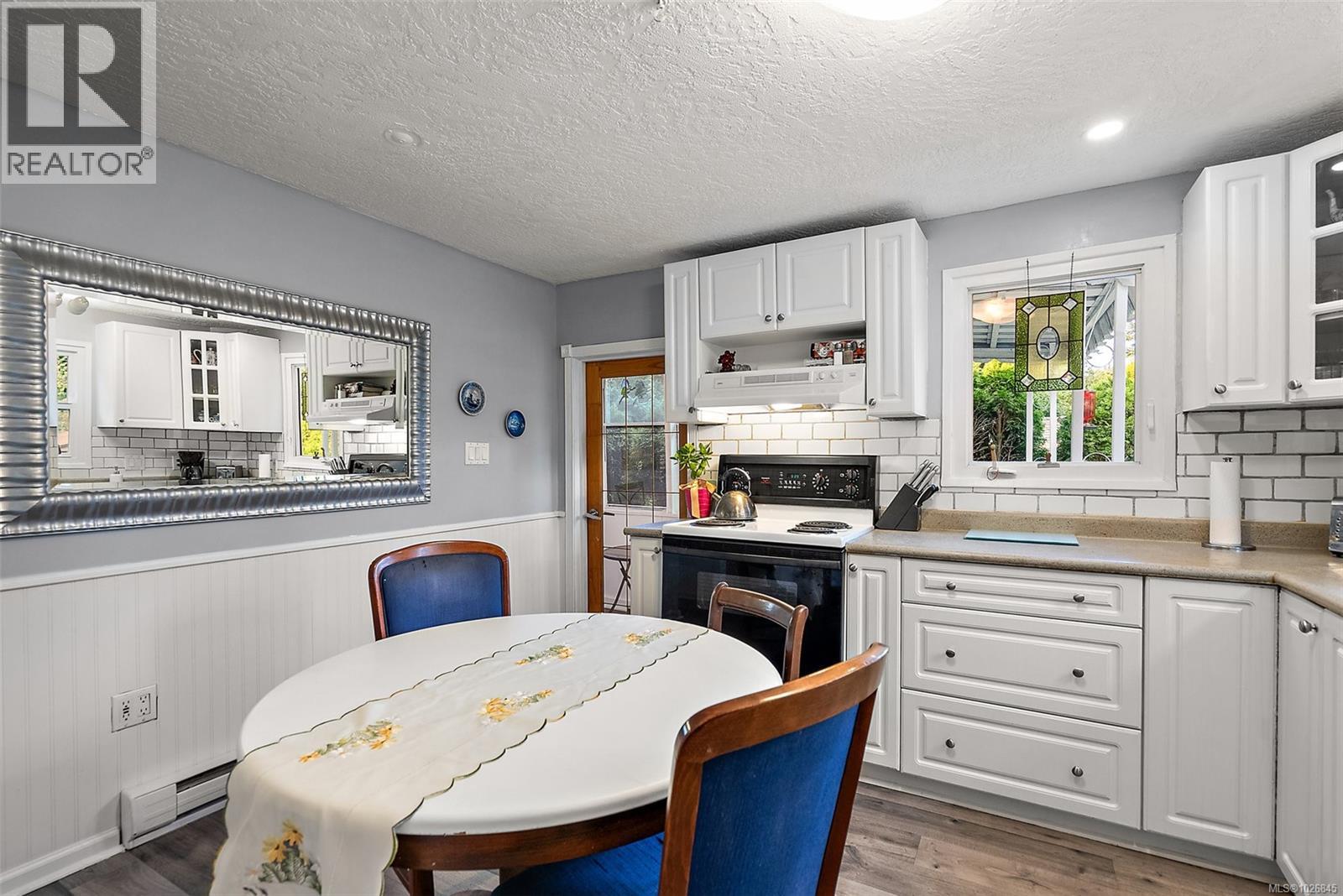 19 2587 Selwyn Road, Langford