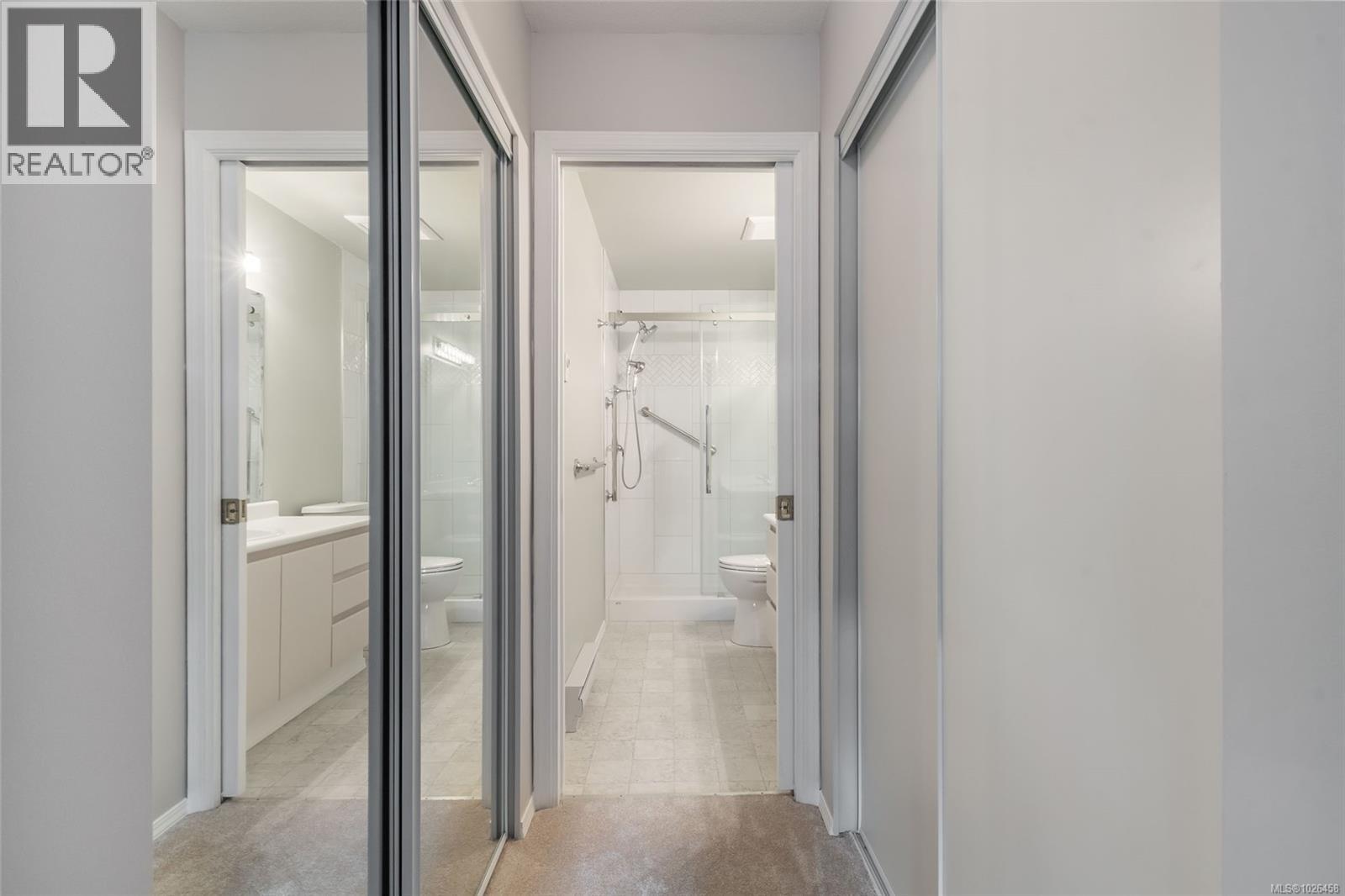 1072 HIGHVIEW TERR - 29