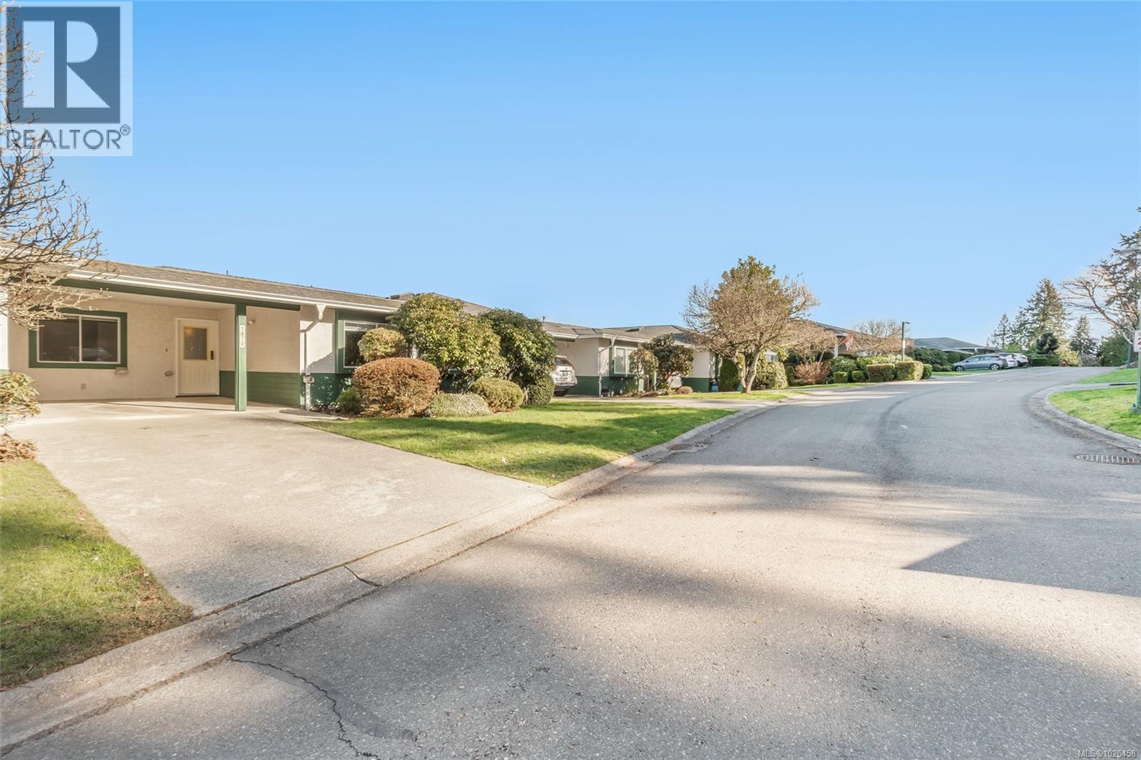 1072 HIGHVIEW TERR - 43