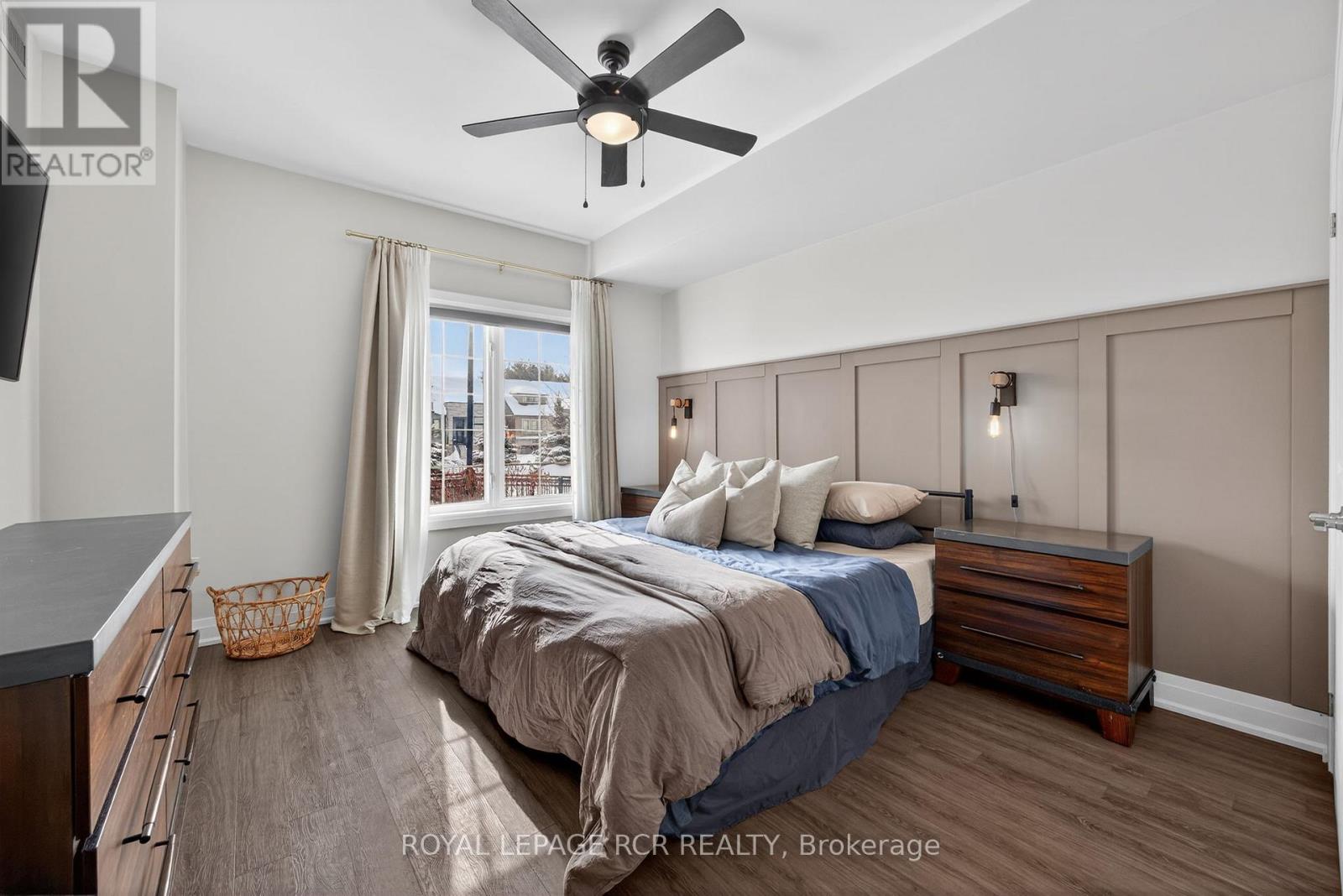 #105 5 GREENWICH STREET - 18