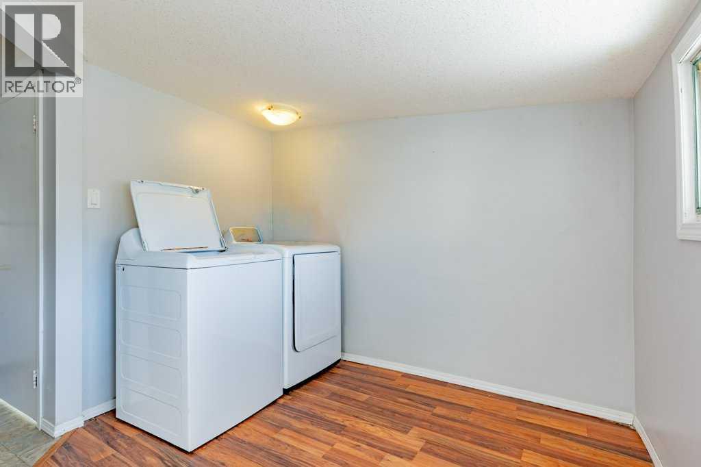 
          510 Ash Avenue Southeast
            <br/>
            <span>Medicine Hat</span>
            , 
            <span>AB</span>
             <span>T1A3B5</span>
         - Photo 9