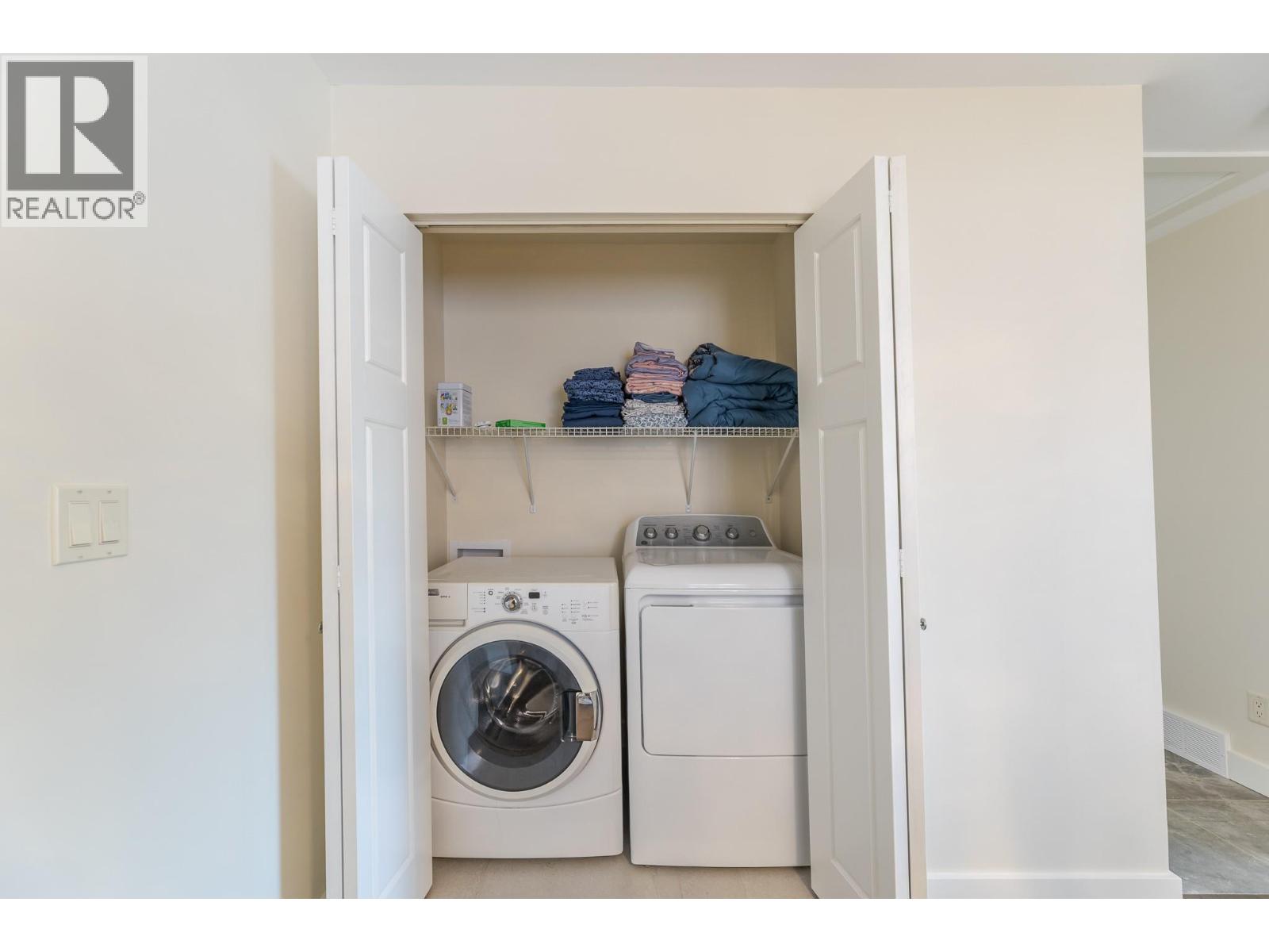  423 Penticton Avenue, Penticton