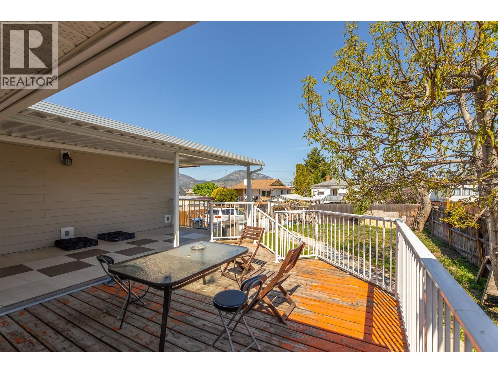  423 Penticton Avenue, Penticton