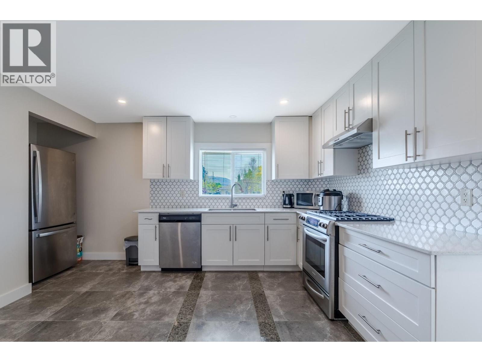  423 Penticton Avenue, Penticton