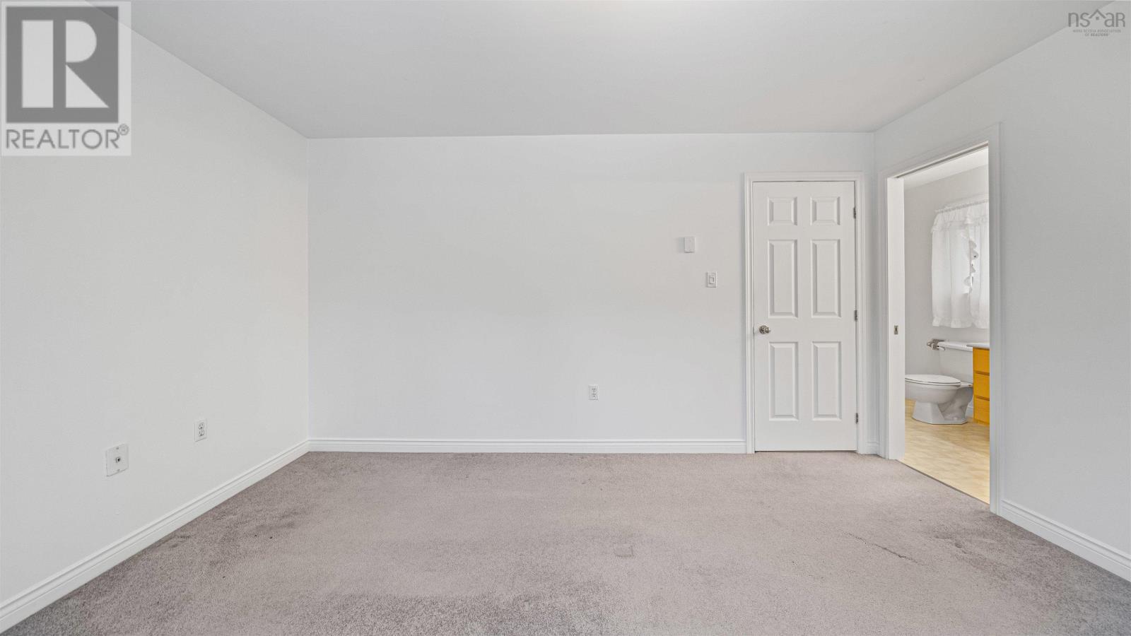 Property 25 of 44 of 20 Glenbourne Court