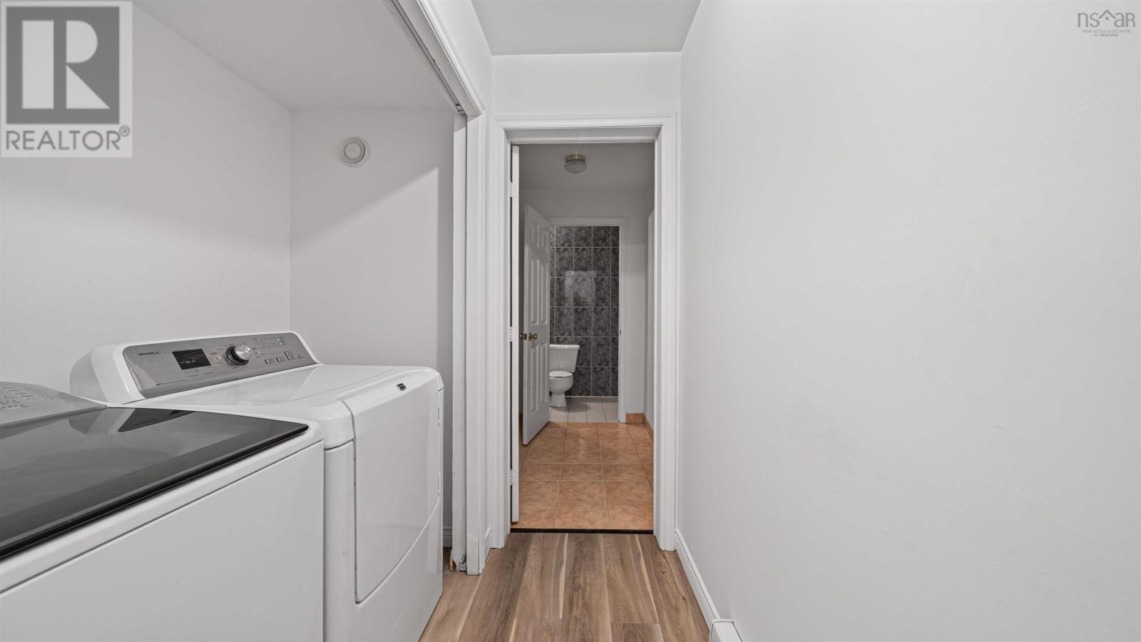 Property 31 of 44 of 20 Glenbourne Court