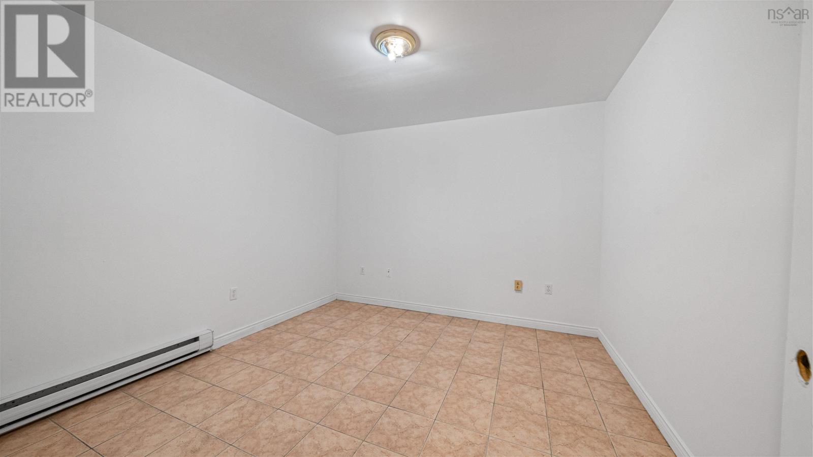 Property 32 of 44 of 20 Glenbourne Court