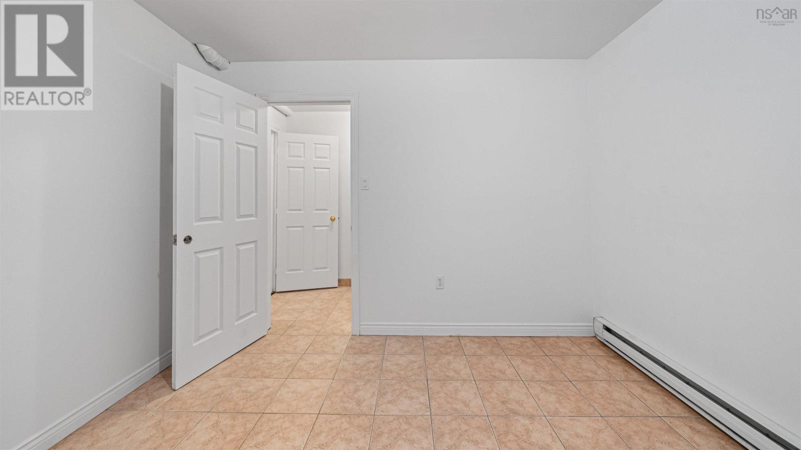 Property 33 of 44 of 20 Glenbourne Court