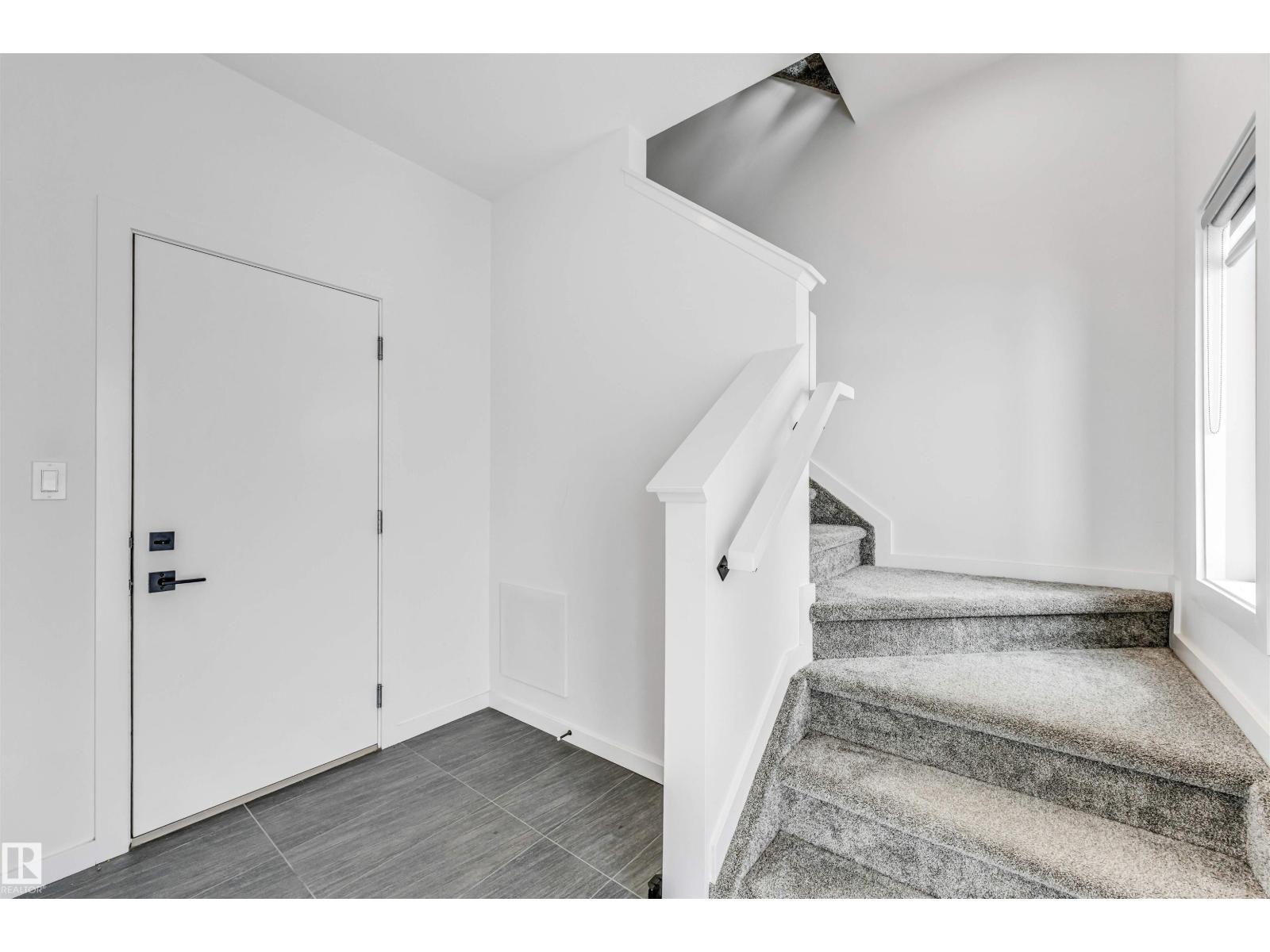 #77 5 RONDEAU DR - 11
