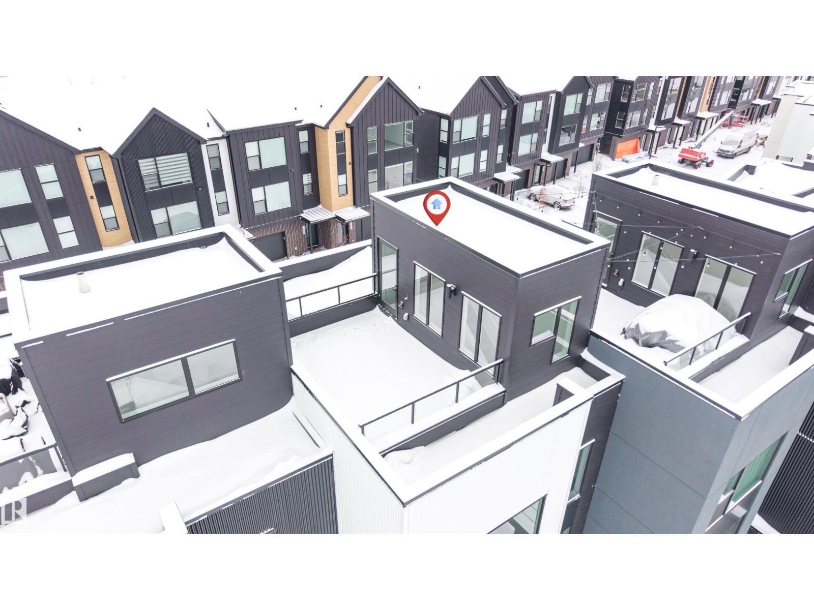 #77 5 RONDEAU DR - 26