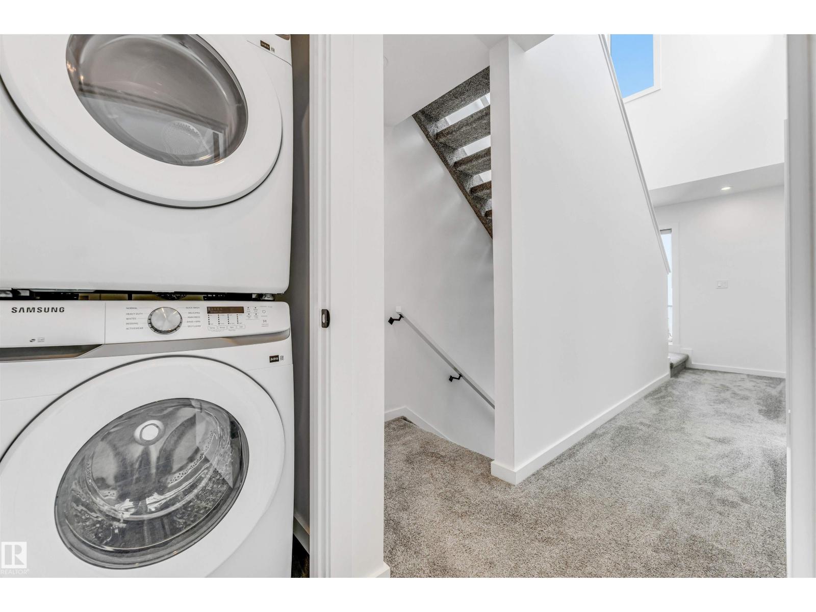 #77 5 RONDEAU DR - 43