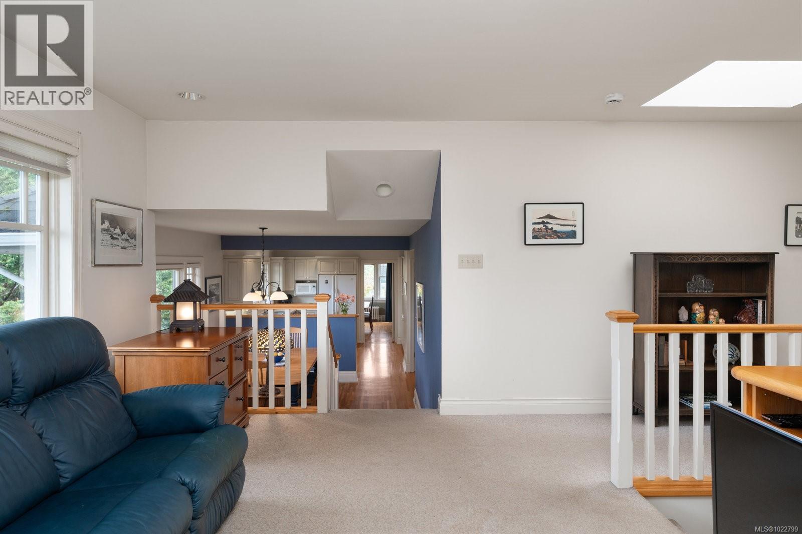  2162 Brighton Avenue, Oak Bay