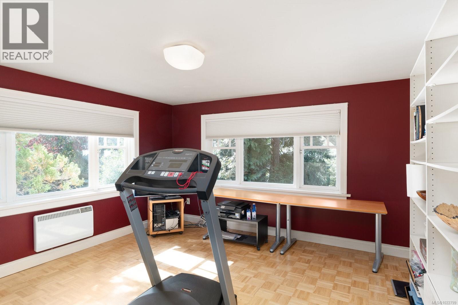  2162 Brighton Avenue, Oak Bay