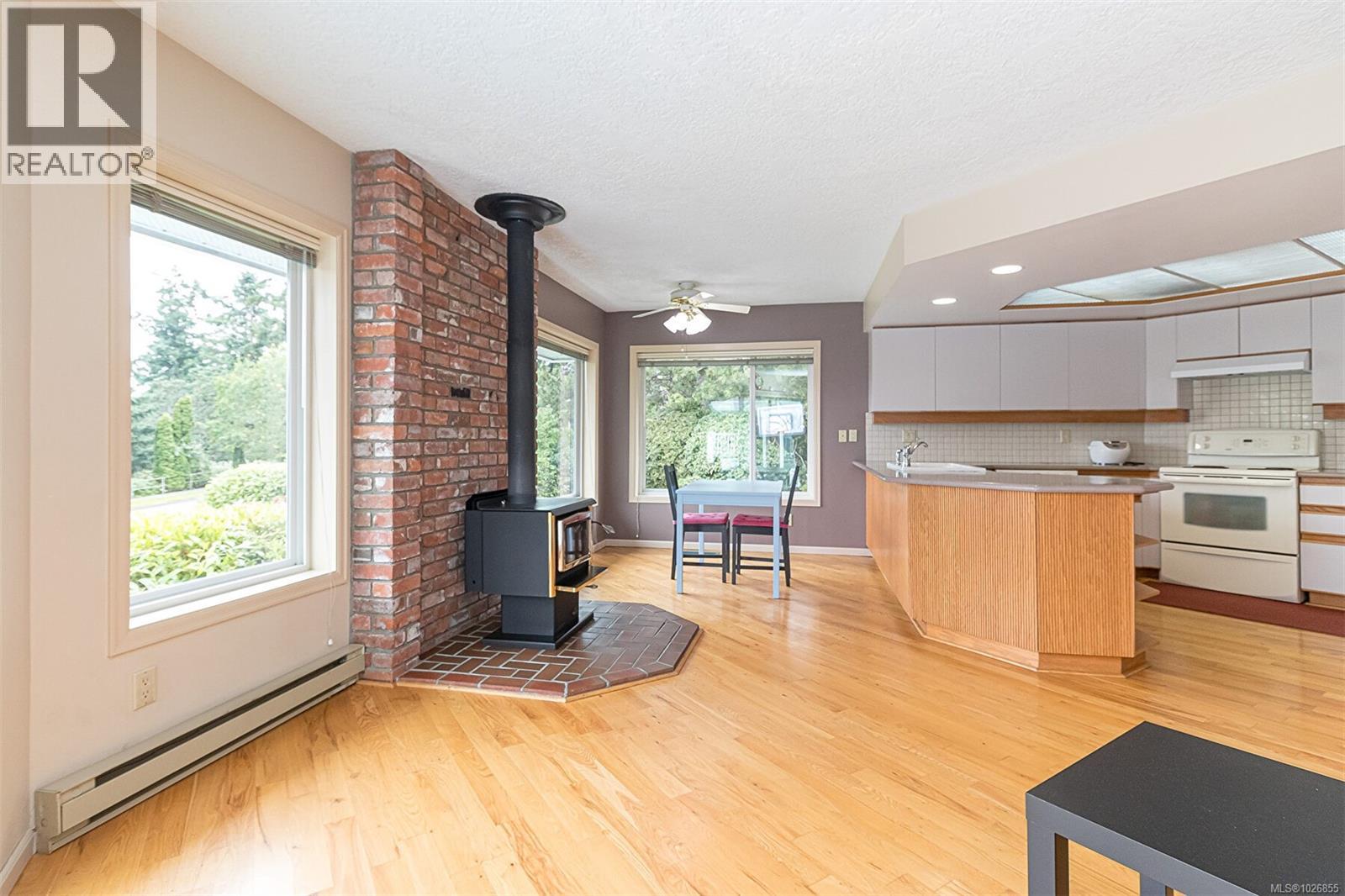  4569 Boulderwood Drive, Saanich