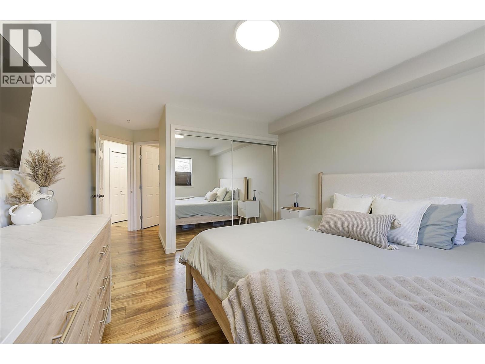 102 135 Ziprick Road, Kelowna