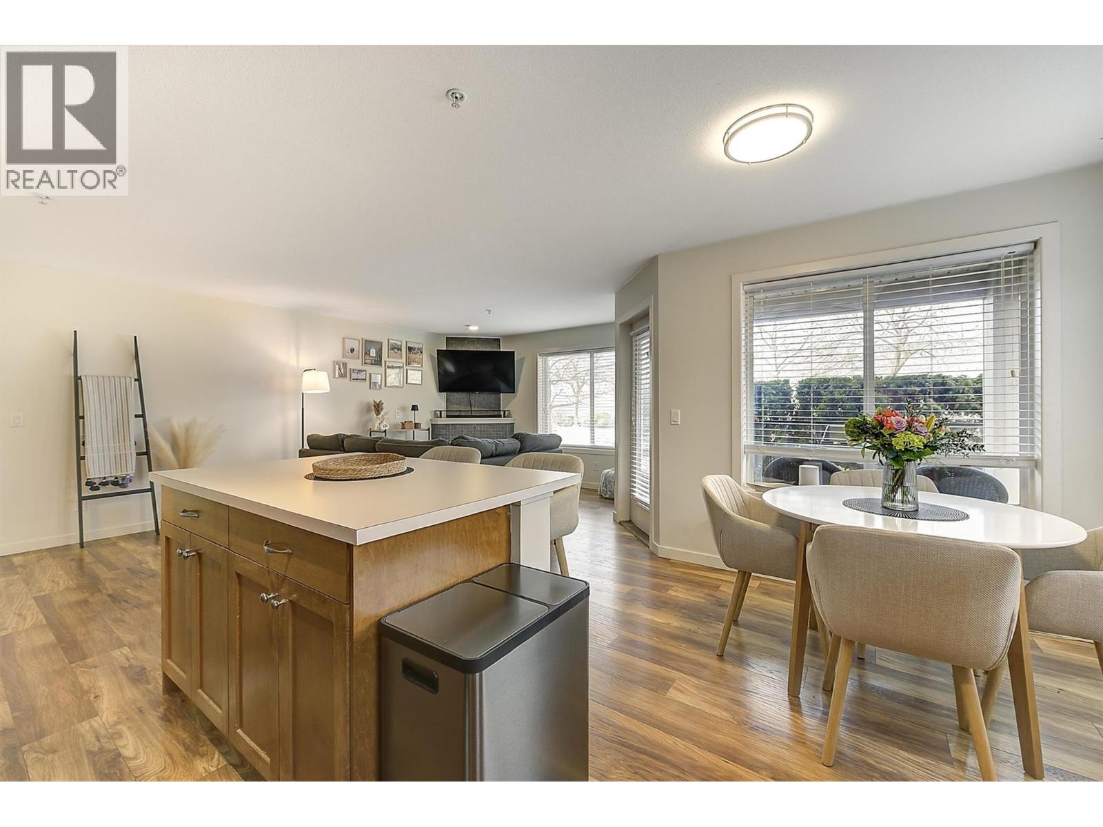 102 135 Ziprick Road, Kelowna