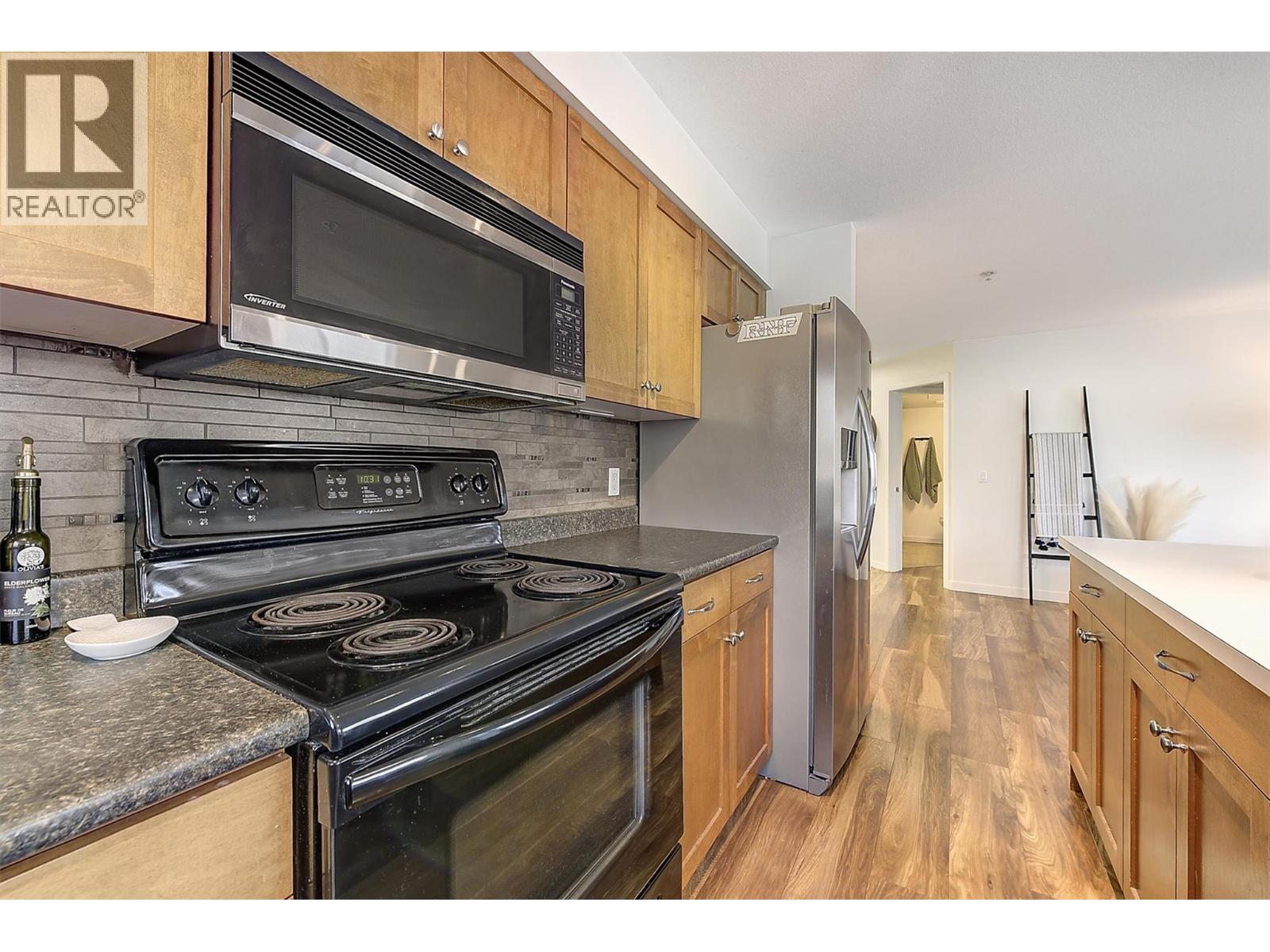 102 135 Ziprick Road, Kelowna