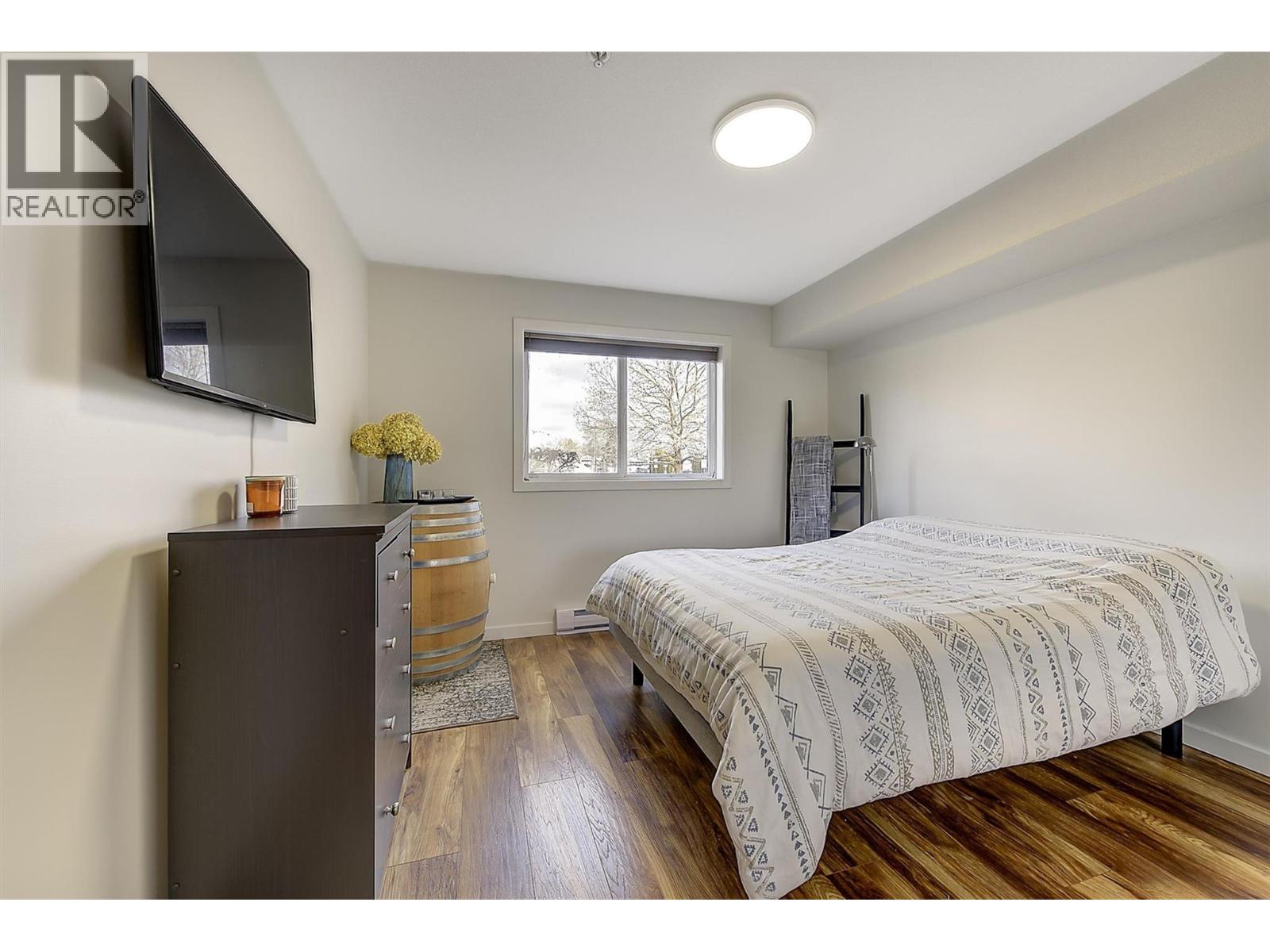 102 135 Ziprick Road, Kelowna