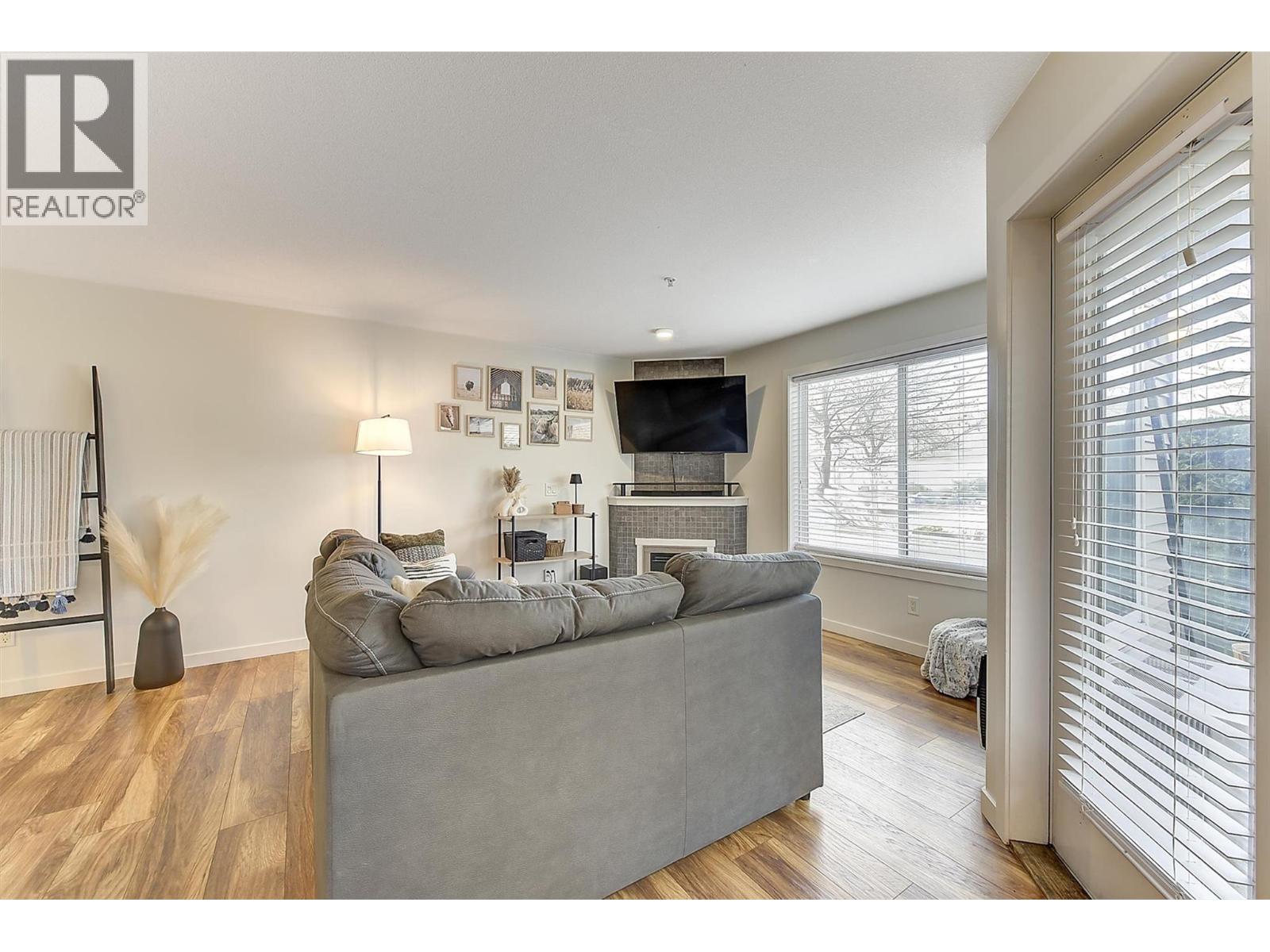 102 135 Ziprick Road, Kelowna