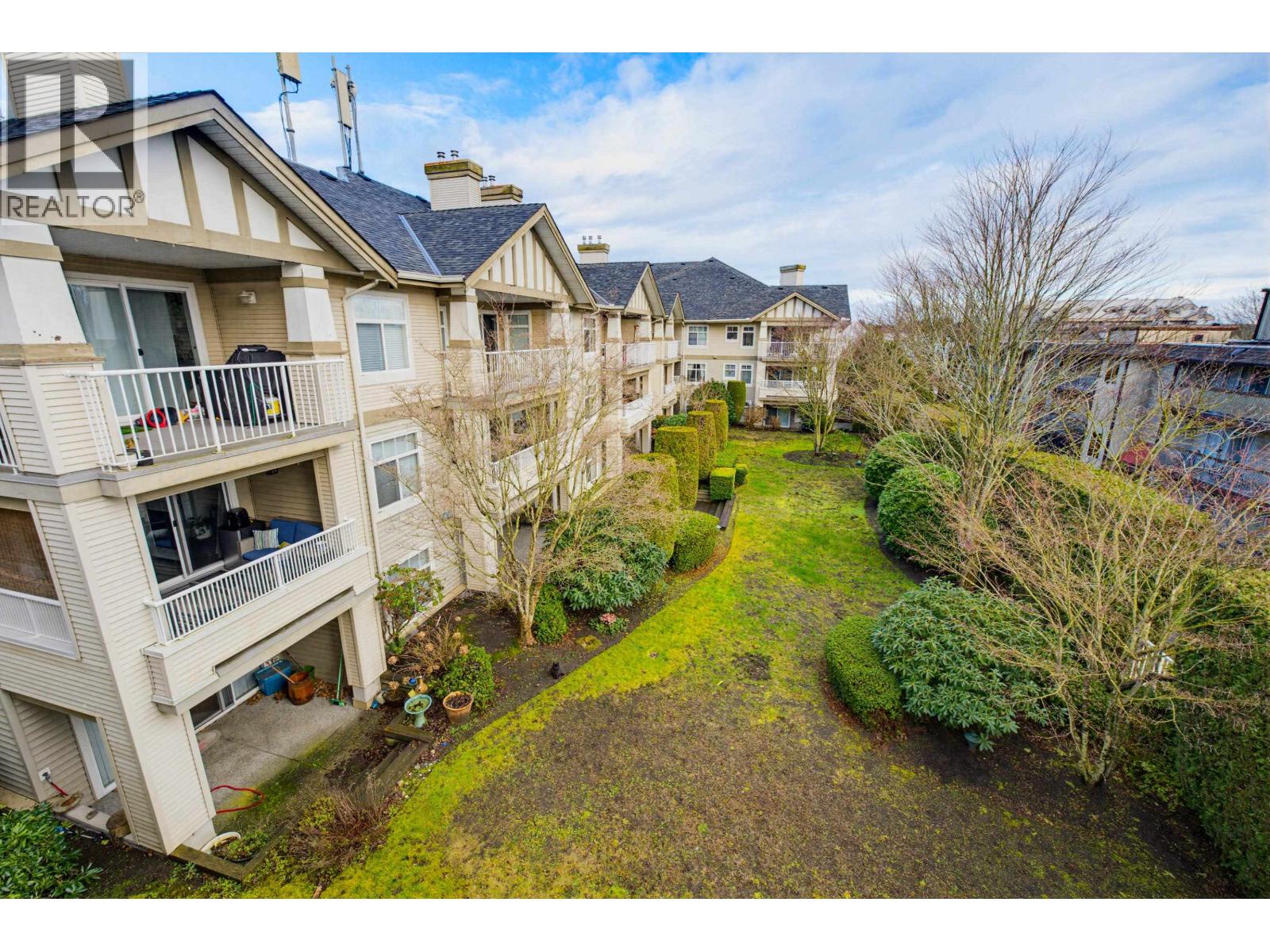 #314-4770 52A Street, Delta