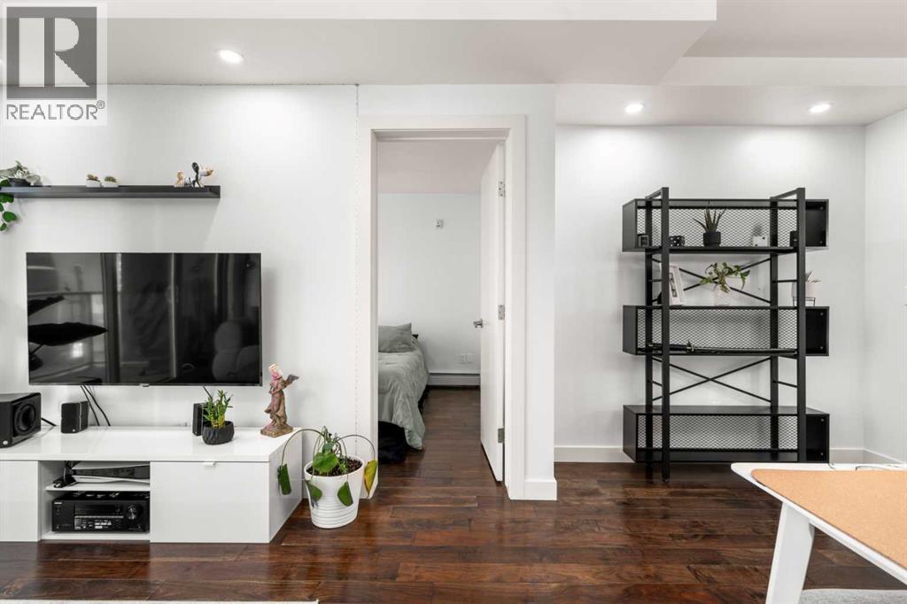 Single Family House for Sale in    Avenue SW Beltline Calgary 