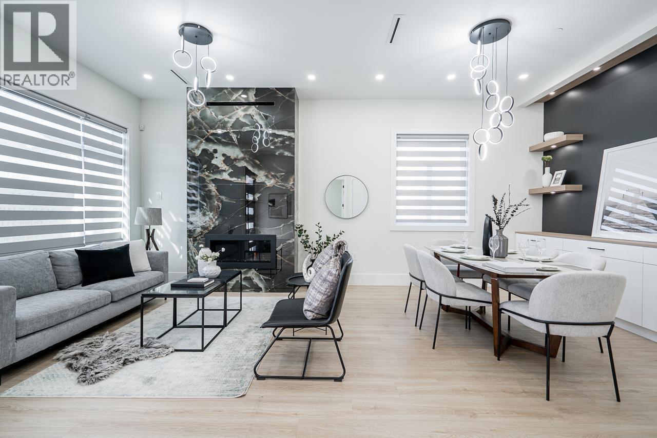 1941 PRAIRIE AVENUE, Port Coquitlam