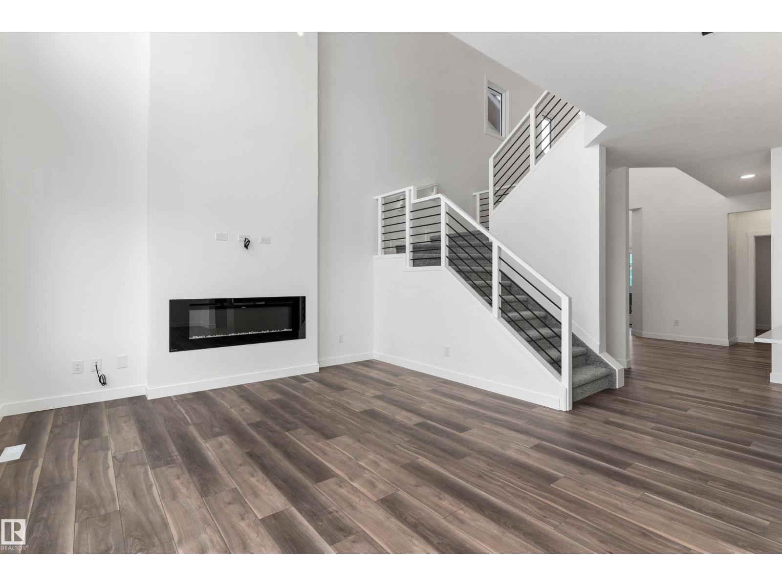 
          931 18 AV NW
            <br/>
            <span>Edmonton</span>
            , 
            <span>AB</span>
             <span>T6T2X3</span>
         - Photo 41