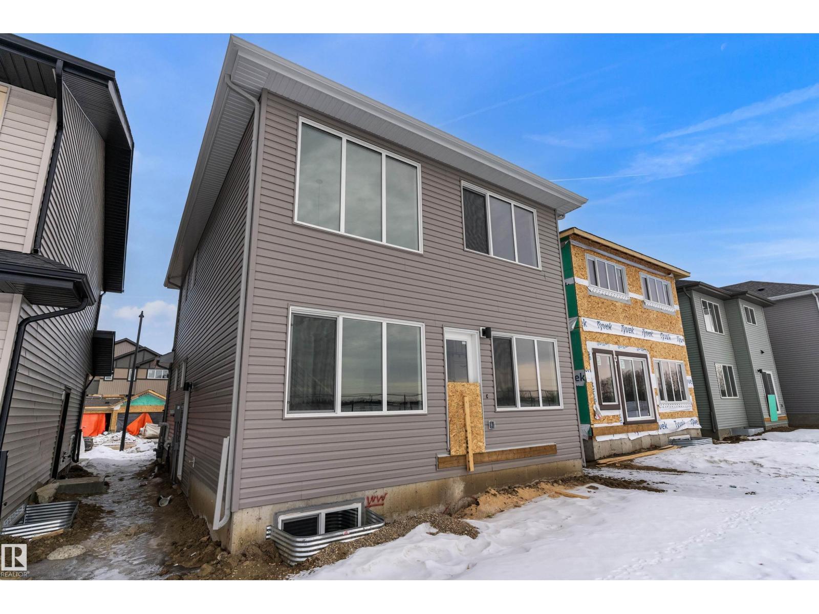 
          931 18 AV NW
            <br/>
            <span>Edmonton</span>
            , 
            <span>AB</span>
             <span>T6T2X3</span>
         - Photo 12