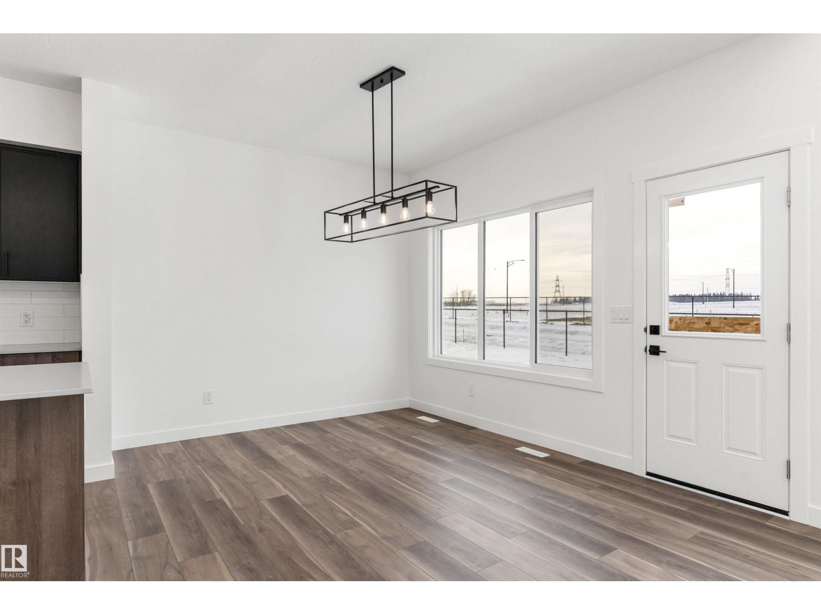 
          931 18 AV NW
            <br/>
            <span>Edmonton</span>
            , 
            <span>AB</span>
             <span>T6T2X3</span>
         - Photo 46