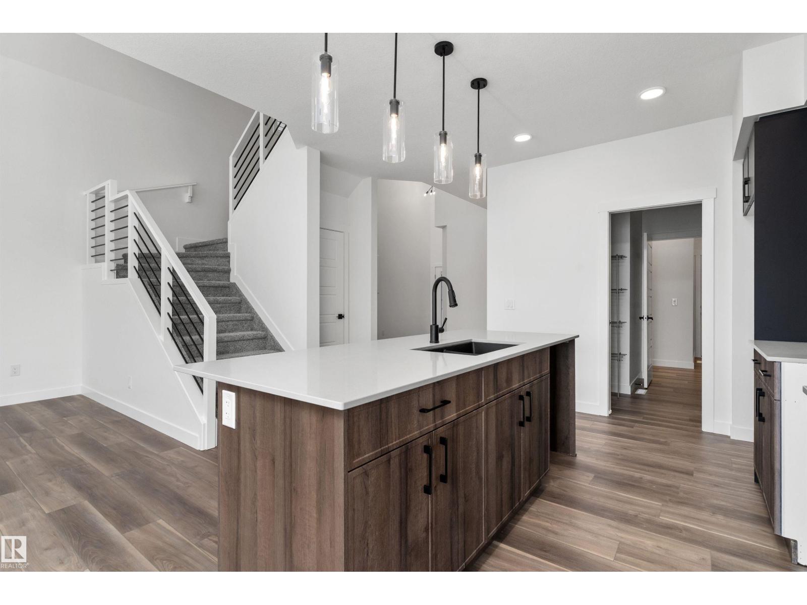 
          931 18 AV NW
            <br/>
            <span>Edmonton</span>
            , 
            <span>AB</span>
             <span>T6T2X3</span>
         - Photo 18