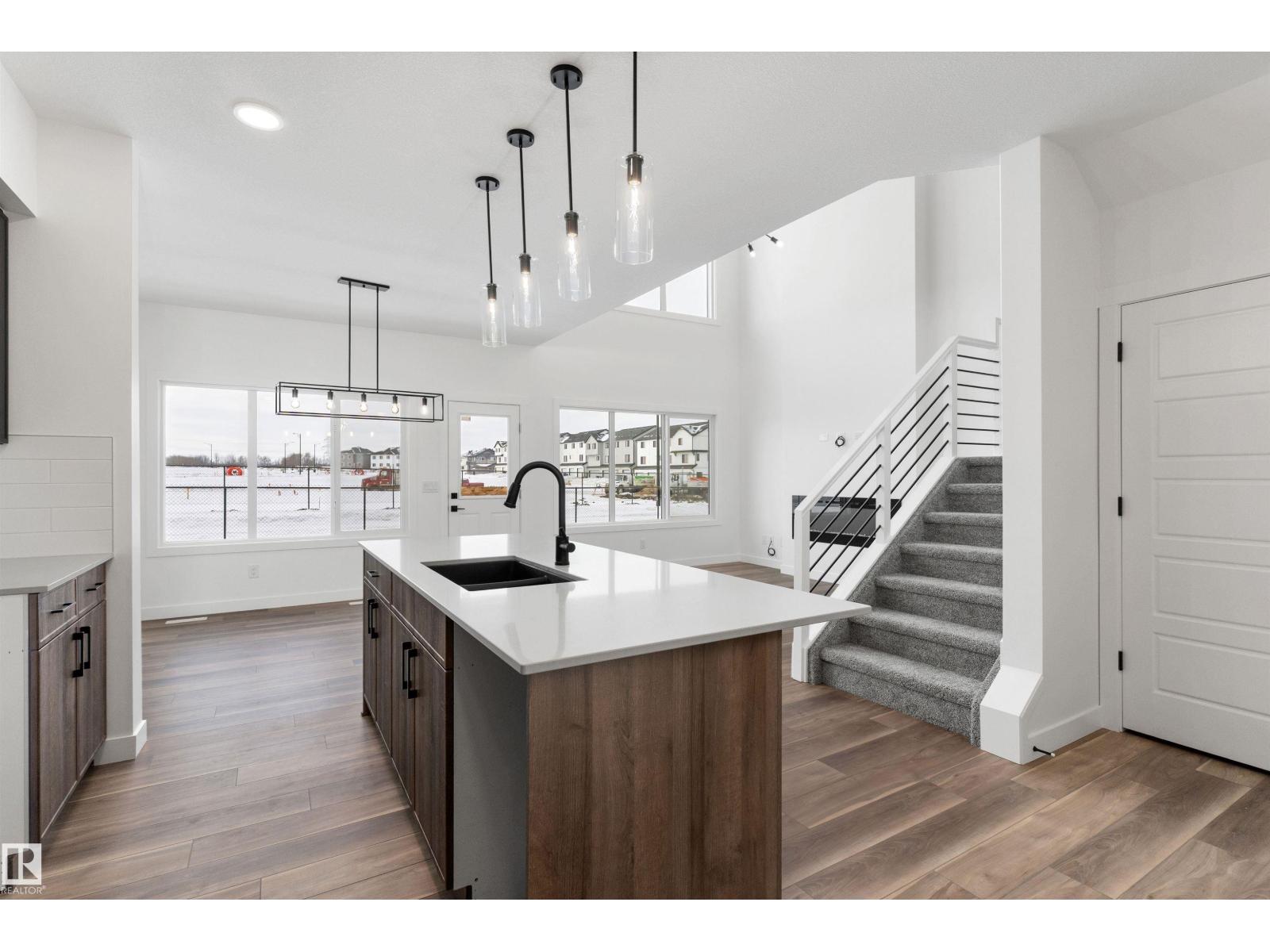 
          931 18 AV NW
            <br/>
            <span>Edmonton</span>
            , 
            <span>AB</span>
             <span>T6T2X3</span>
         - Photo 14